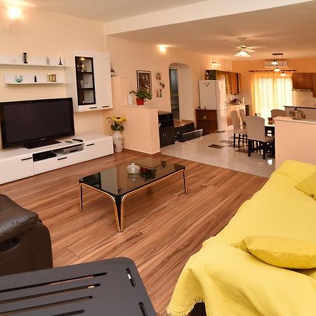 Apartment Enjoy You Split Exteriör bild