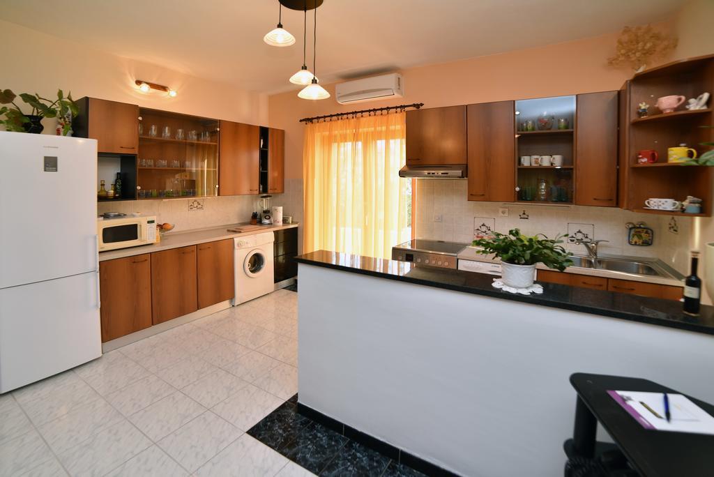 Apartment Enjoy You Split Exteriör bild