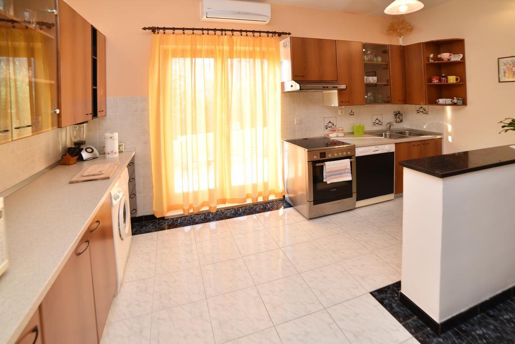 Apartment Enjoy You Split Exteriör bild