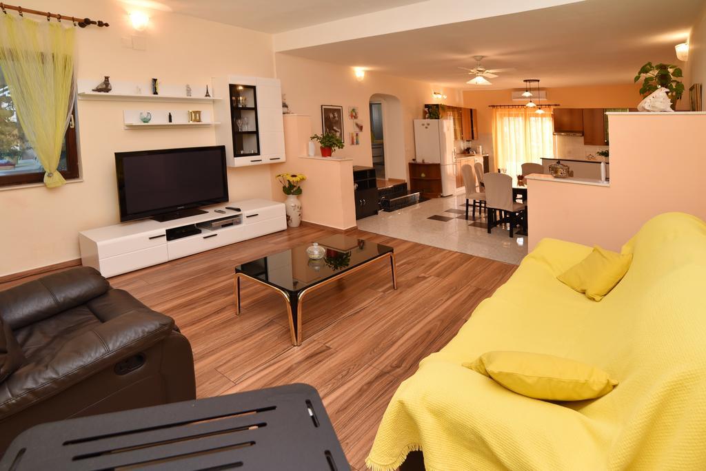 Apartment Enjoy You Split Exteriör bild