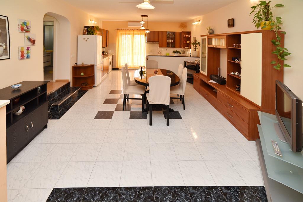 Apartment Enjoy You Split Exteriör bild