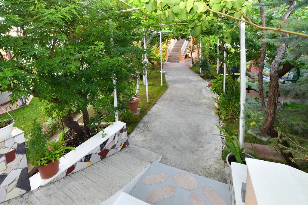 Apartment Enjoy You Split Exteriör bild
